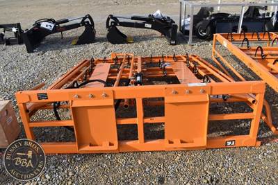 LANDHONOR BALE ACCUMLATOR ATTACHMENT Bale Accumulator