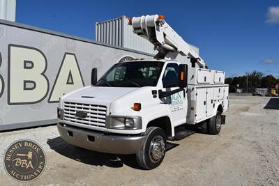 Chevrolet Kodiak C4500 35 ft Boom / Bucket Truck - 2004 DUR-A-LIFT DTAS35 Aerial Lift, Automatic