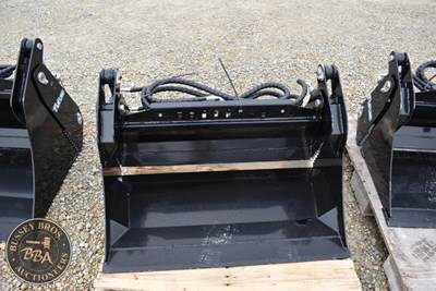 FUTURE MINI CLAMSHELL BUCKET Bucket