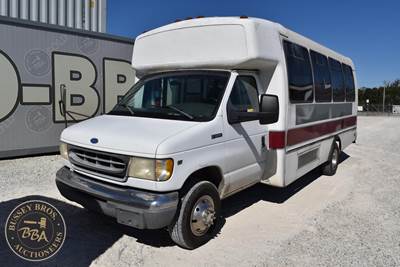 Ford E SUPER DUTY Bus