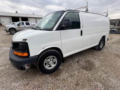 Chevrolet Express 1500 Cargo Van
