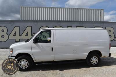 Ford E-250 Cargo Van - 225HP