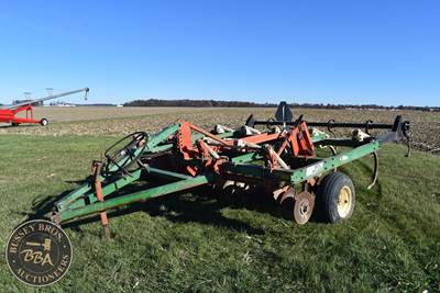 Glencoe SOIL SAVER Chisel Plow