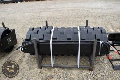 FUTURE SHEEPSFOOT ROLLER ATTACHMENT Compactor Attachment