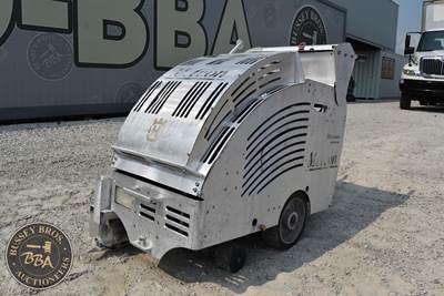 Husqvarna SOFF-CUT 2500 Concrete Saw