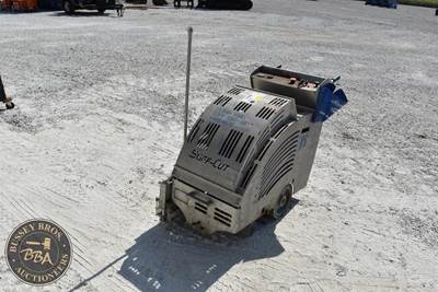 Husqvarna SOFF-CUT 2500 Concrete Saw