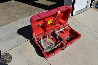 Soff Cut 310 Concrete Saw