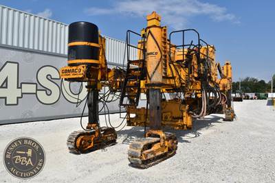 GOMACO GT6300 Commander III Track Curb & Gutter Machine