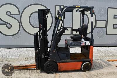 Toyota 8FBC15U Cushion Tire Forklift - 3500lb Capacity