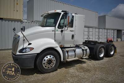 International ProStar Day Cab Truck - Manual