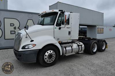 International ProStar Day Cab Truck - Manual