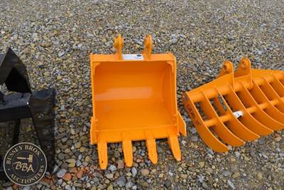 FUTURE 24 INCH EXCAVATOR BUCKET Ditching Bucket