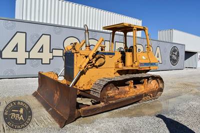 Komatsu D53A-15 Dozer