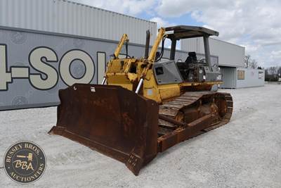 Komatsu D65EX-12 Dozer