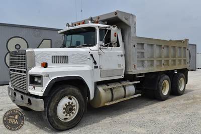 Ford LTL9000 Dump Truck - Manual