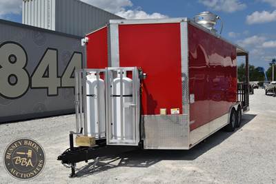 QUALITY CARGO FOOD TRAILER Enclosed Cargo Trailer