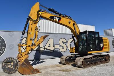 Caterpillar 318FL Excavator