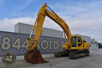 Komatsu PC300LC Excavator