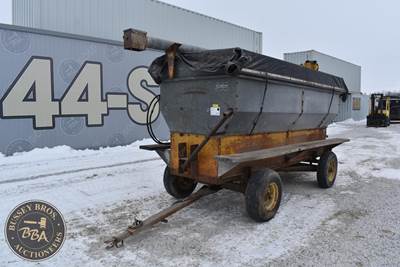 Knoedler Wagon, Pull Type, Pto Driven, JD Running Gear