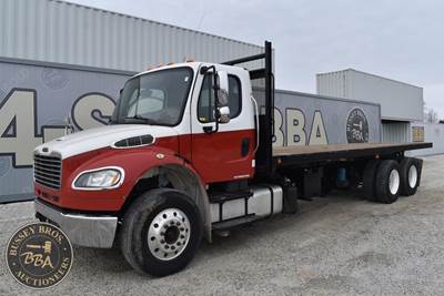 Freightliner M2 Tandem Axle Flatbed Truck - Automatic