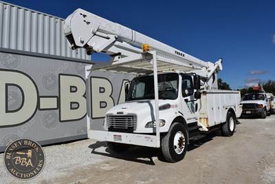 Freightliner M2 100 Forestry Bucket Truck