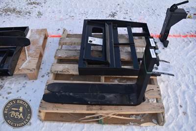 Wolverine MINI PALLET FORK ATTACHMENT Fork