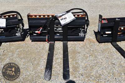 Wolverine PALLET FORK ATTACHMENT Fork