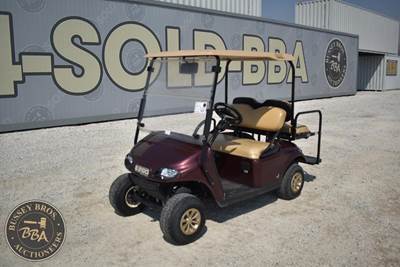 E-Z-GO TXT Utility Cart