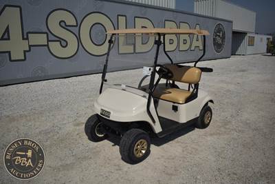 E-Z-GO TXT Utility Cart