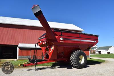 J&M 1050-20S Grain Cart