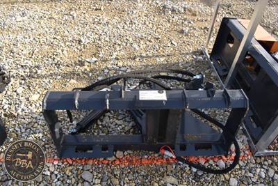 LANDHONOR POST PULLER ATTACHMENT Grapple