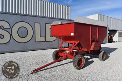 Gravity Wagon, Side Discharge, Front  Rear Ladders, Wood Side Extensions, Rear