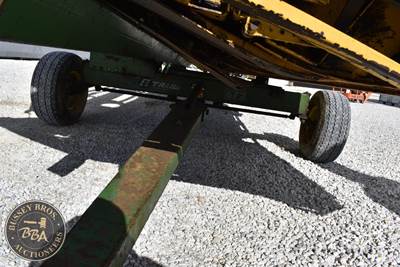 E-Z Trail 672 Header Trailer