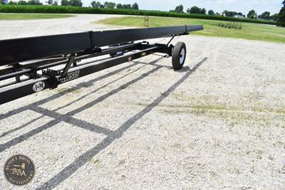 J&M 4WS15 Header Trailer