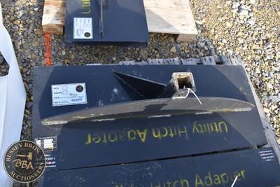 LANDHONOR HITCH PLATE ATTACHMENT Hitch