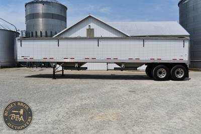 Timpte SUPER HOPPER Hopper / Grain Trailer