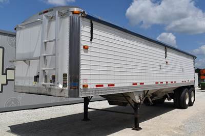 Timpte SUPER HOPPER Hopper / Grain Trailer