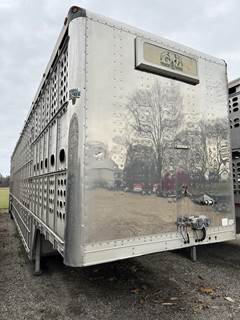 Eby Bull Ride Livestock Trailer