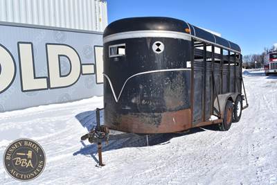 16ft Tandem Axle Livestock Trailer