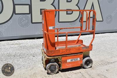 JLG 1230ES Man Lift