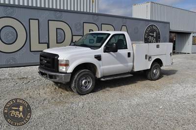 Ford F-250 Mechanic / Service Truck