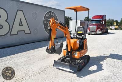 LANDHONOR LHR-ME10X1 Mini Excavator