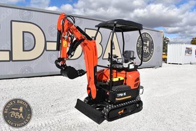 TPM Industrial TPM-16 Mini Excavator