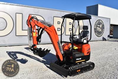 TPM Industrial TPM-18K Mini Excavator