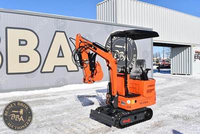 Digswift DS-15Pro Orops, Gas Engine, Grading Blade, Hydraulic Thumb, Work Light,