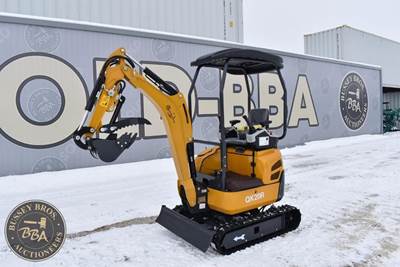 CF Industry QK18R Orops, Gas Engine, Grading Blade, Hydraulic Thumb, Work Light,