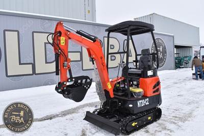 CF Industry NT20-CZ Orops, Diesel Engine, Grading Blade, Manual Thumb, Work