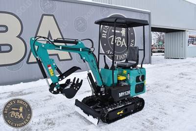 CF Industry MX12R Orops, Gas Engine, Grading Blade, Manual Thumb, Work Light,