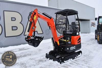 CF Industry NT20-CZ Orops, Diesel Engine, Grading Blade, Manual Thumb, Work