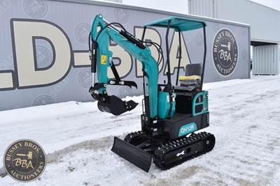 CF Industry QK12R Orops, Gas Engine, Grading Blade, Manual Thumb, Work Light,